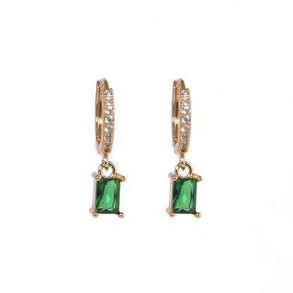 Amy – Pendientes Rectangulares Dorados