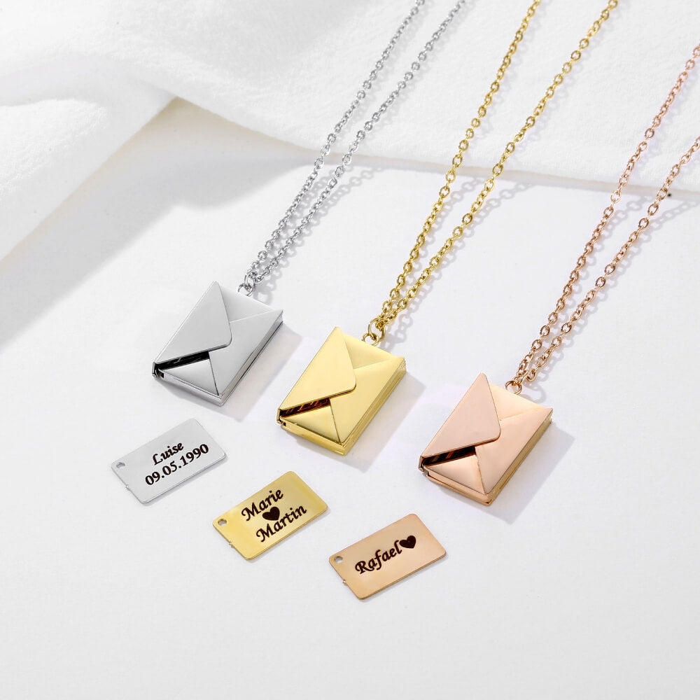 Becky – Collar Sobre con Mensaje Grabado