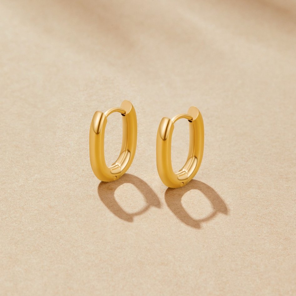 Madison – Aretes Doradas