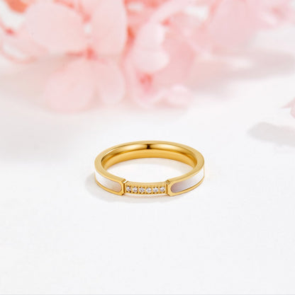 Yassi – Anillo Nácar y Cristales Deslumbrantes