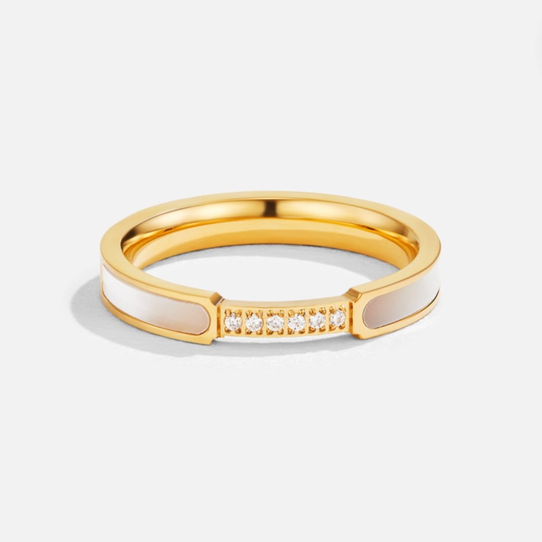 Yassi – Anillo Nácar y Cristales Deslumbrantes