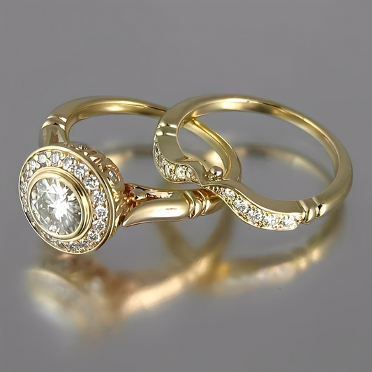 Clara – Conjunto de Anillos Dorados Micro-Incrustados