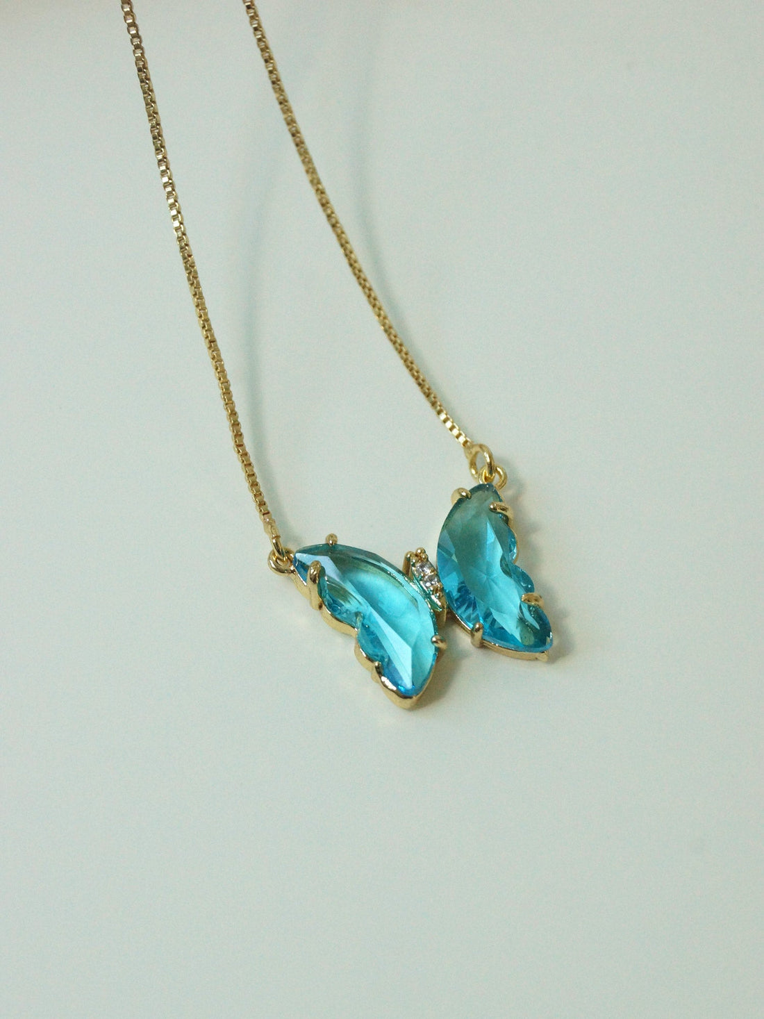 Aurora – Collar de Mariposa Aqua