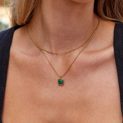 Niyah – Collar Dorado Chic
