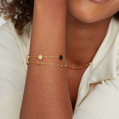 Nyra – Pulsera Onyx y Piedra Blanca