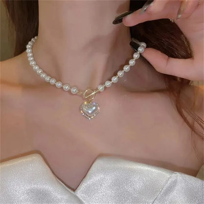 Amara – Collar Corto de Perlas