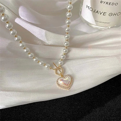 Amara – Collar Corto de Perlas
