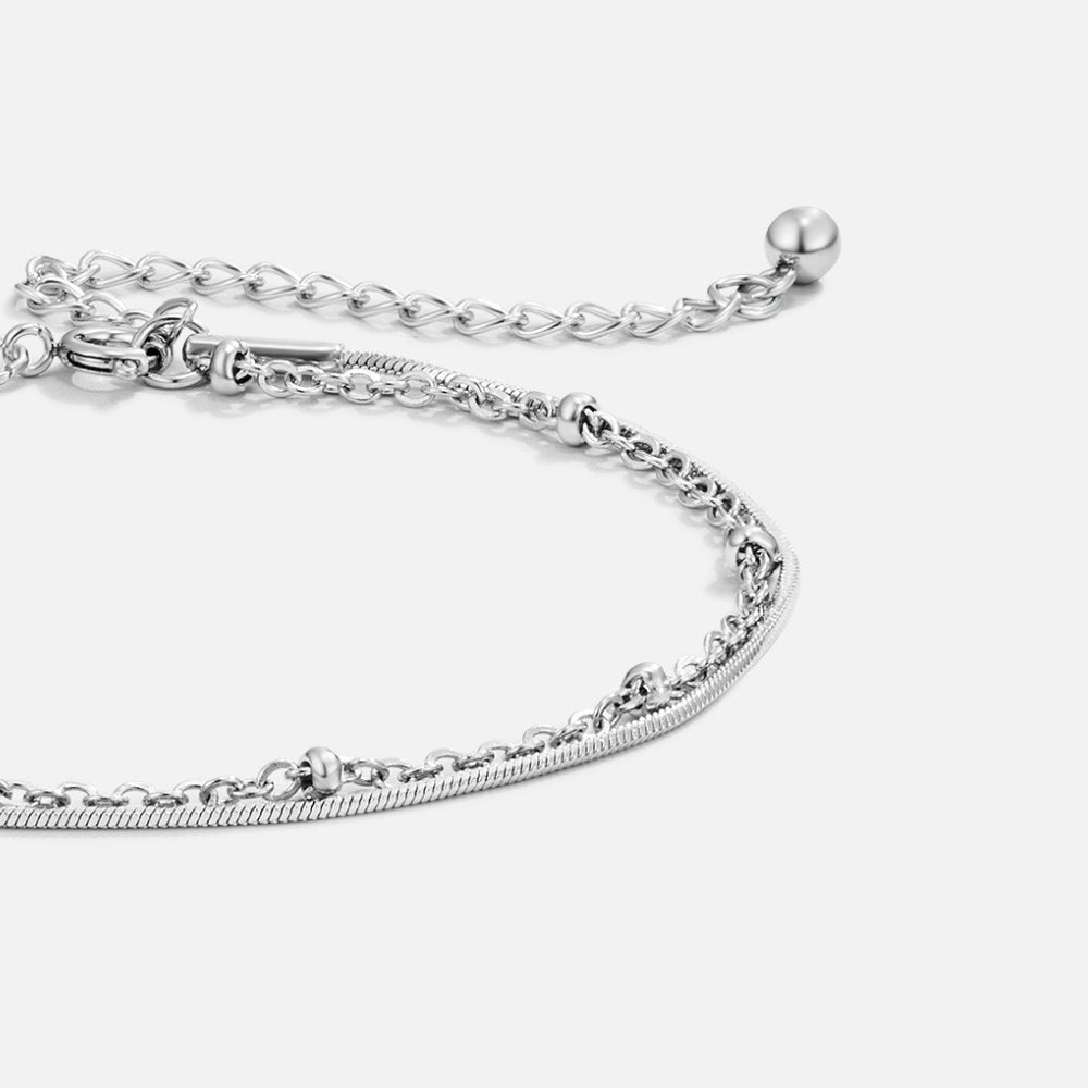 Pia – Pulsera Plateada en Capas