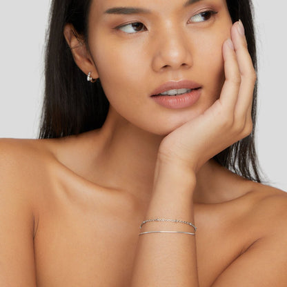 Pia – Pulsera Plateada en Capas