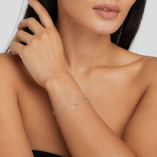 Pia – Pulsera Plateada en Capas