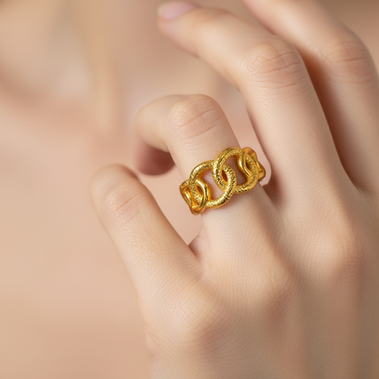 Nora – Anillo Minimalista Estilo Normcore