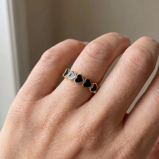 Sohi – Anillo Corazones Elegantes con Estilo Chic
