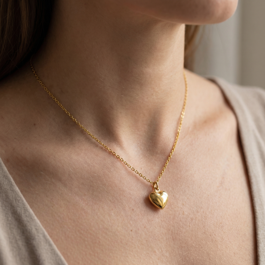 Diana – Collar Corazón Elegante con Diseño Chic