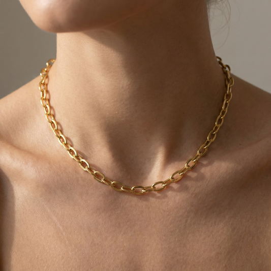 Elea – Collar Simple de Acero Titanio