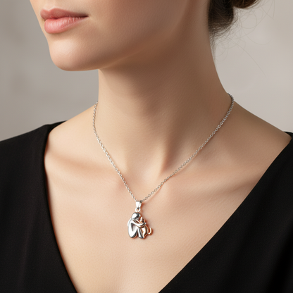 Mignon – Collar Péndulo Gato Enlazado