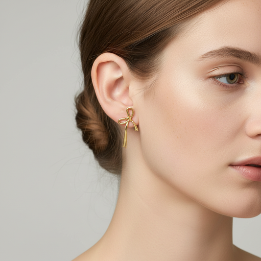 Emilia – Pendientes de Lazo Metálico