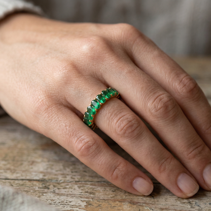 Antoinette – Anillo Eternidad Ovalado