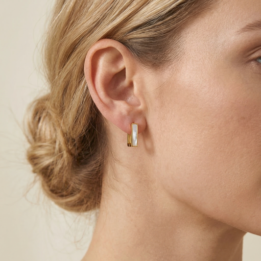 Elisa – Pendientes Cuadrados Concha Elegantes
