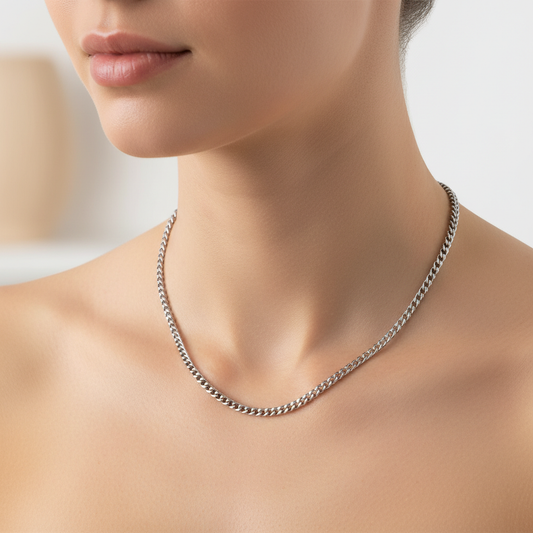 Elena – Collar Fino de Acero Inoxidable Elegante