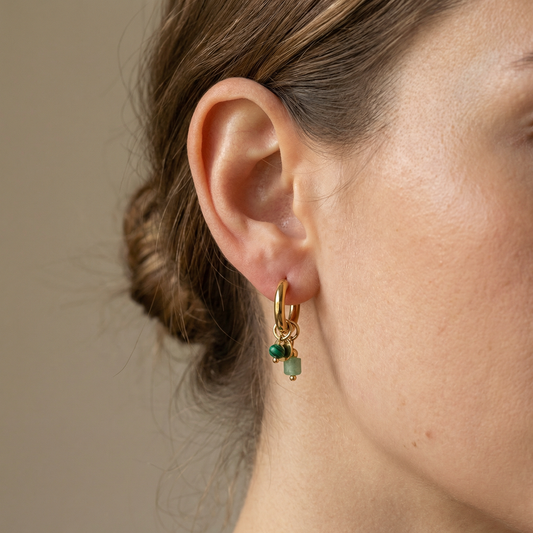 Carla – Pendientes con Colgante de Piedra Natural Verde
