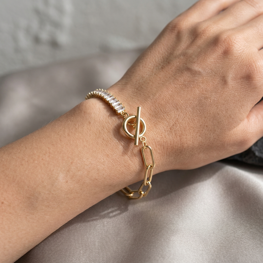Billie – Pulsera Tennis con Cierre Elegante