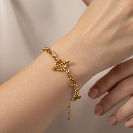 Bea – Pulsera Paperclip Dorada Clásica