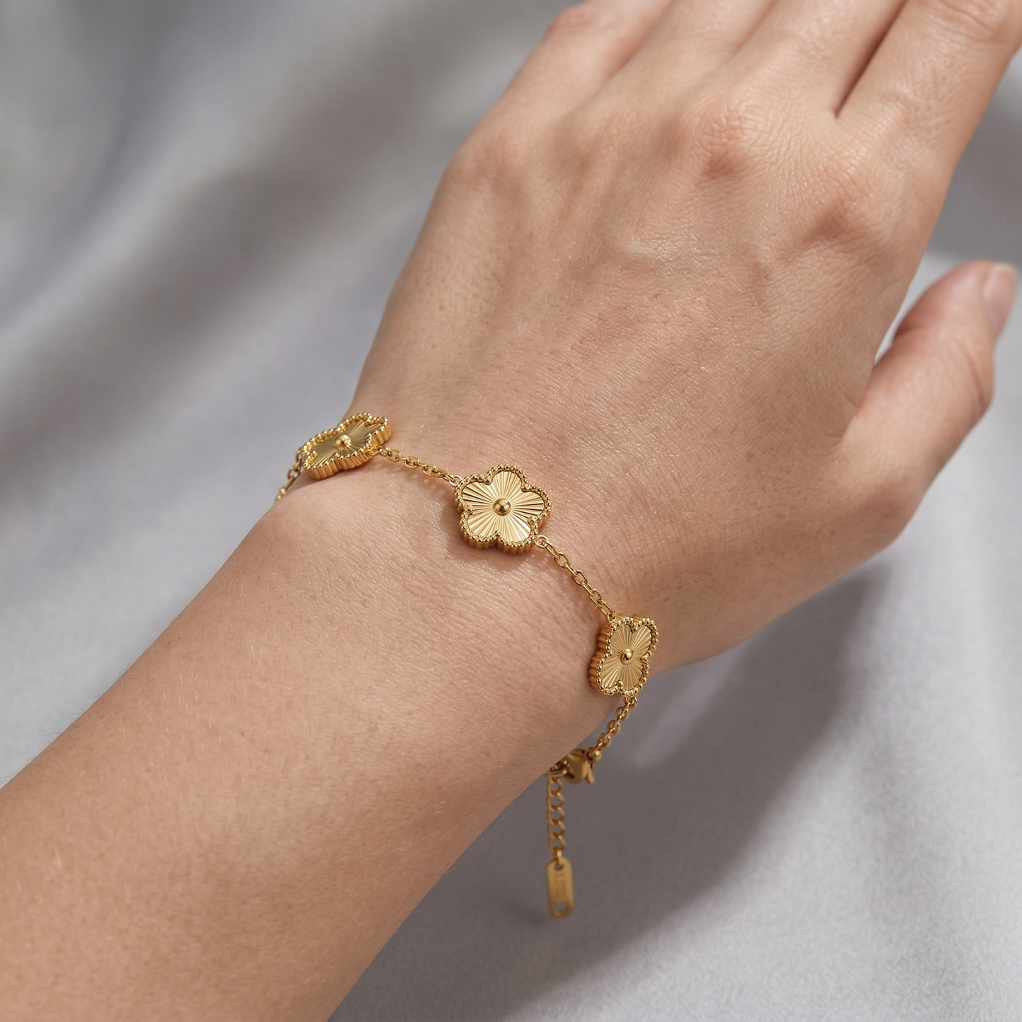 Marie – Pulsera Trébol con Estilo Elegante y Chic