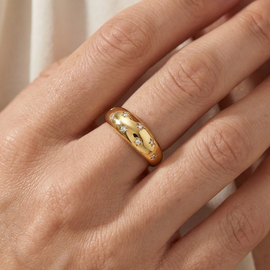 Cielo – Anillo Estrella con Brillo Celestial