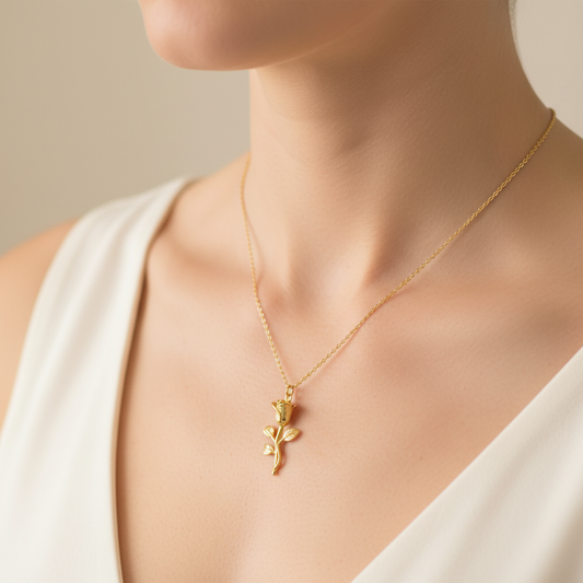 Valentina – Collar Vintage de Acero Titanio