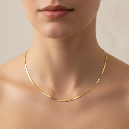Selene – Collar Choker de Cadena Serpiente Elegante