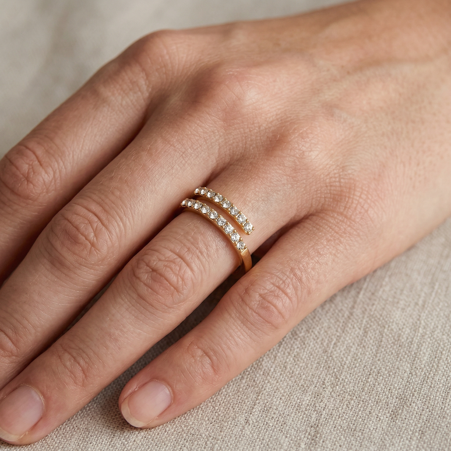 Cleo – Anillo Diamanté con Estilo Elegante y Chic