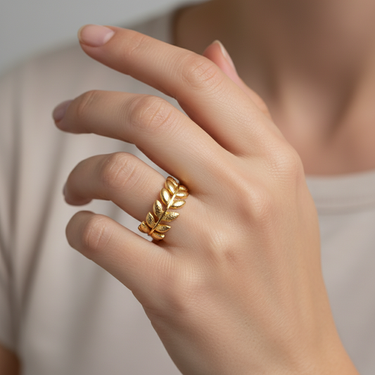 Daphne – Anillo de Hoja Elegante