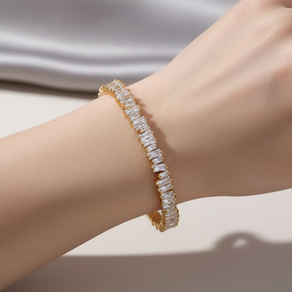 Lara – Pulsera de Zirconia Elegante y Moderna