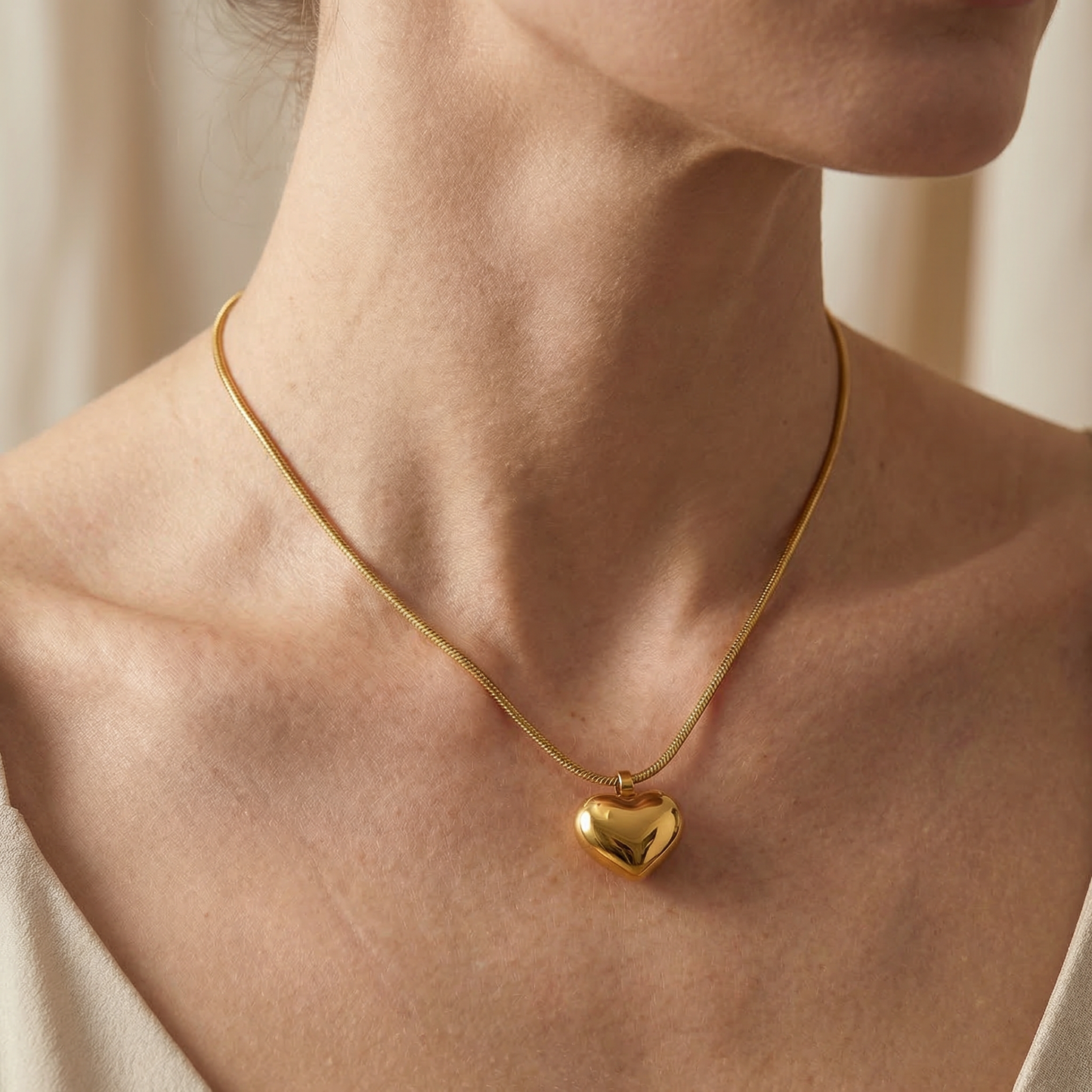 Dina – Collar Corazón Tesoro Chic
