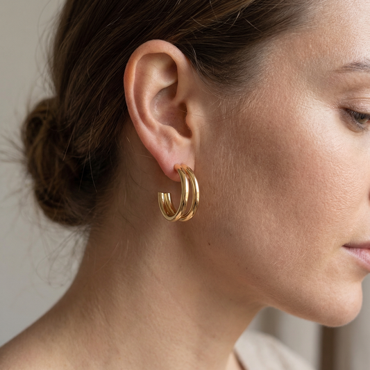 Yumi – Pendientes Doble Capa de Acero Elegantes