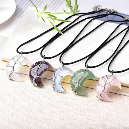 Collar de dama con árbol de vida y colgante de luna