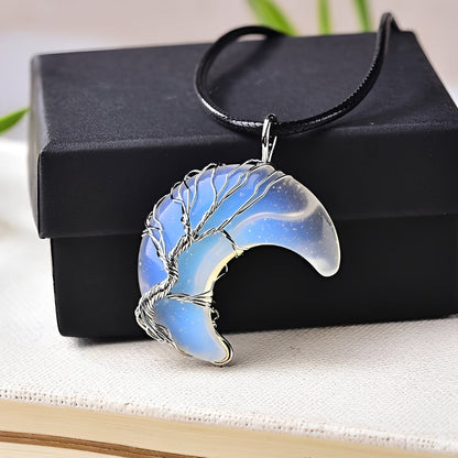 Collar de dama con árbol de vida y colgante de luna