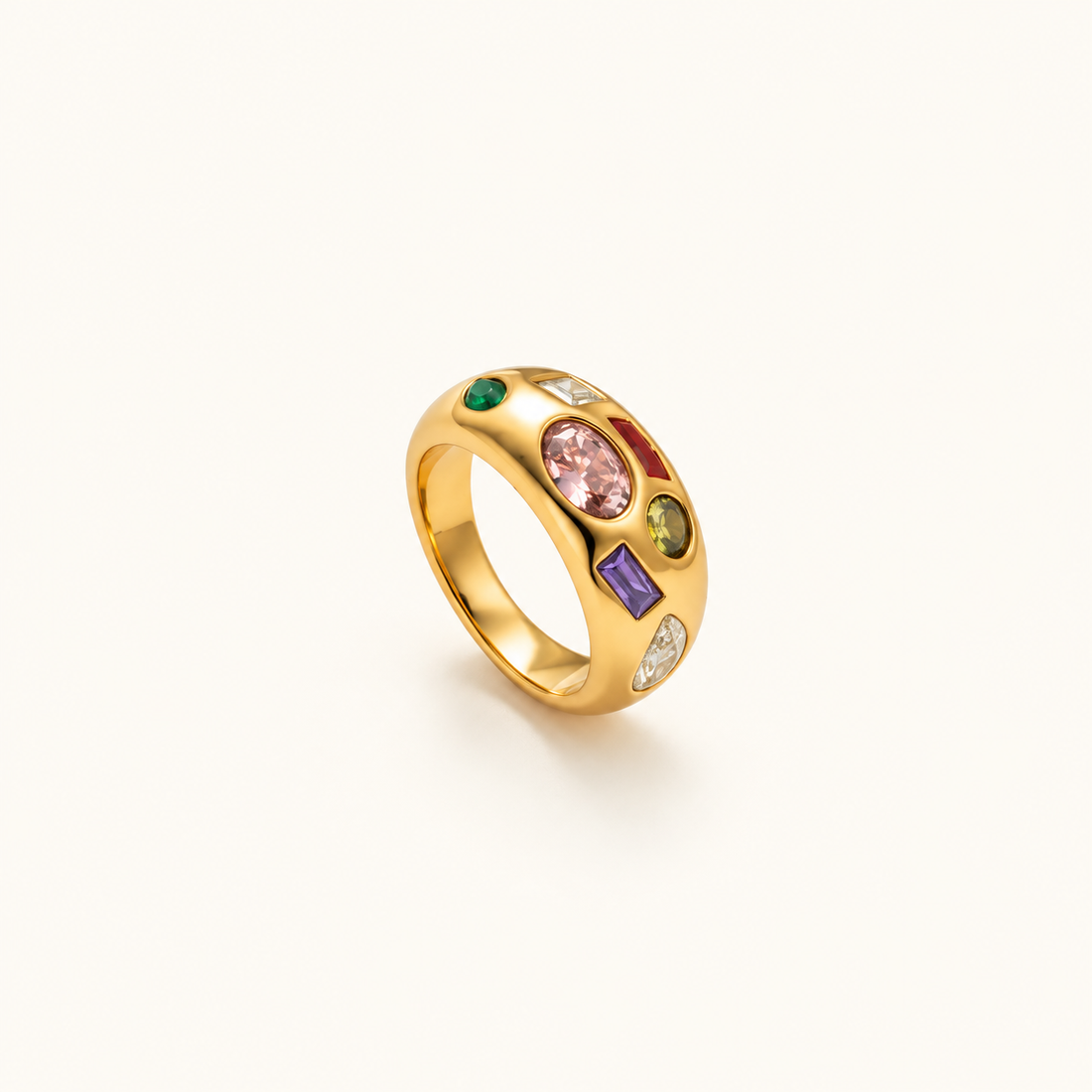 Anillo de Dama con Piedra Central Ovalada y Varios Acentos Geométricos