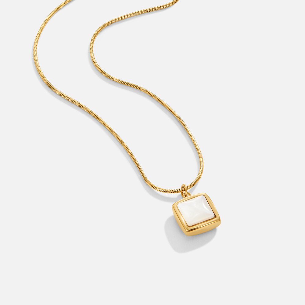 Riva - Collar con colgante de piedra lunar