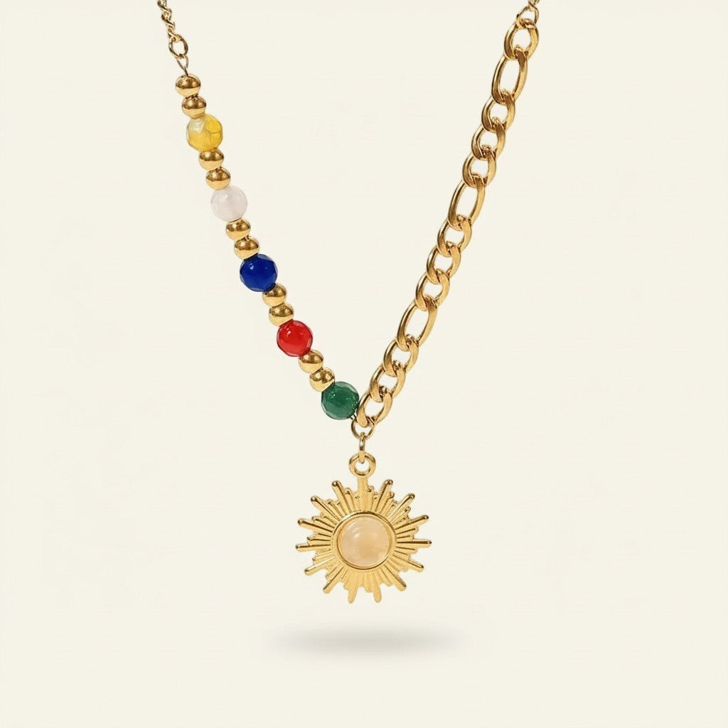 Collar con Motivo de Sol para Mujeres con Diseño Simbólico de Luz