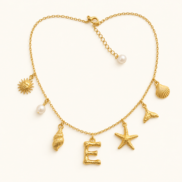 Collar Charm Dama con Inicial, Estrella de Mar, Concha y Acento de Perla