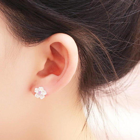 Holly - Pendientes de Flor de Cerezo en Plata