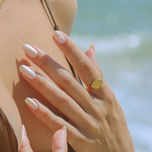 Solana – Anillo Sello con Diseño de Sol