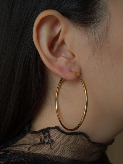 Bella - Grandes aros delgados dorados