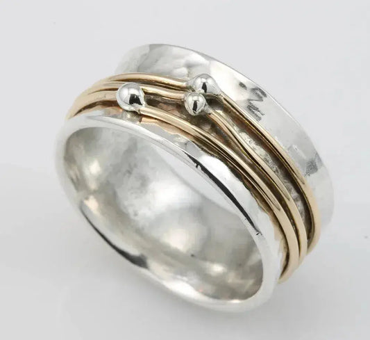 Gleaming Grace – Anillo Vintage de Oro y Plata con Acabado Radiante