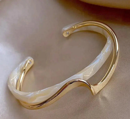 Bree – Pulsera con ópalo blanco